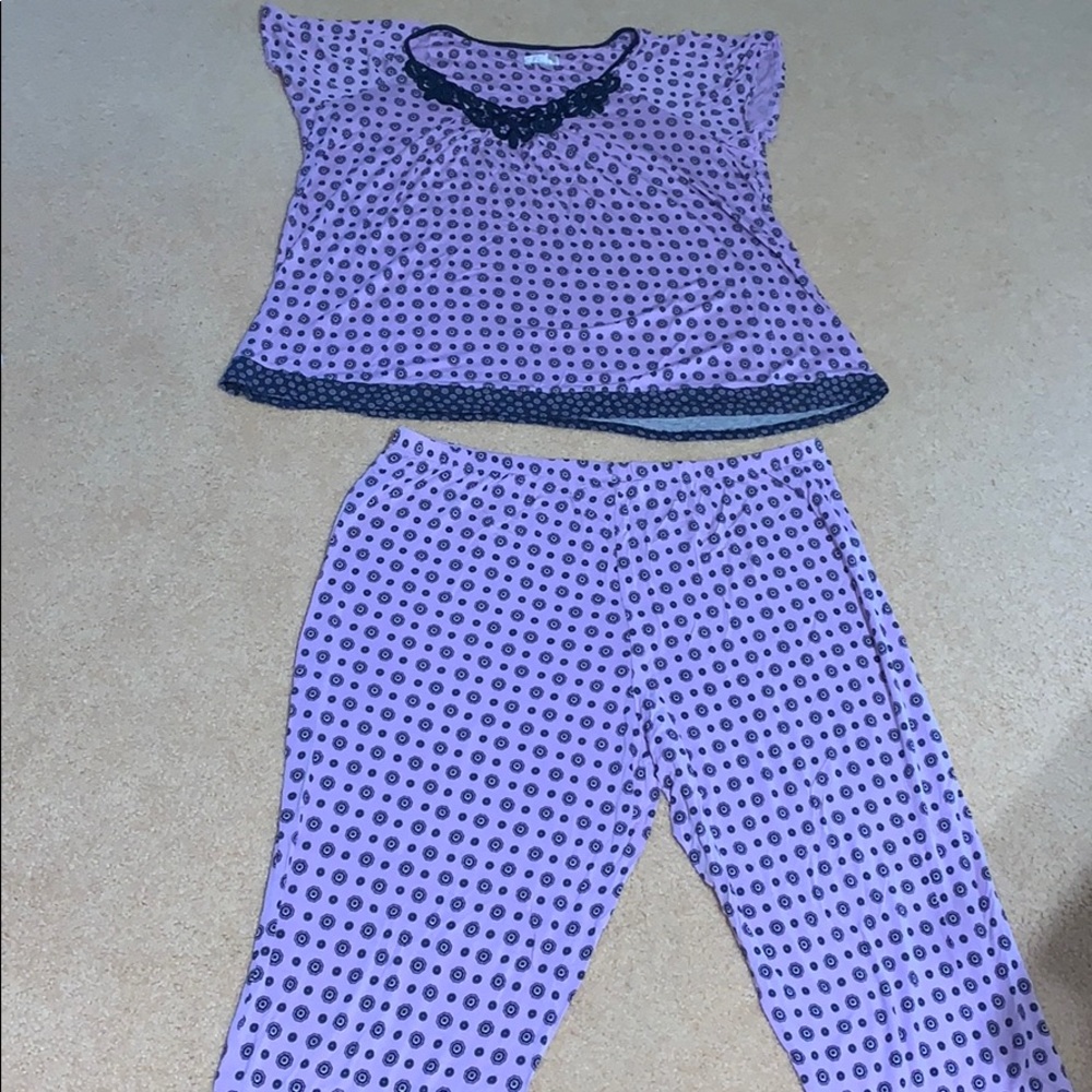 very soft pajama set :)